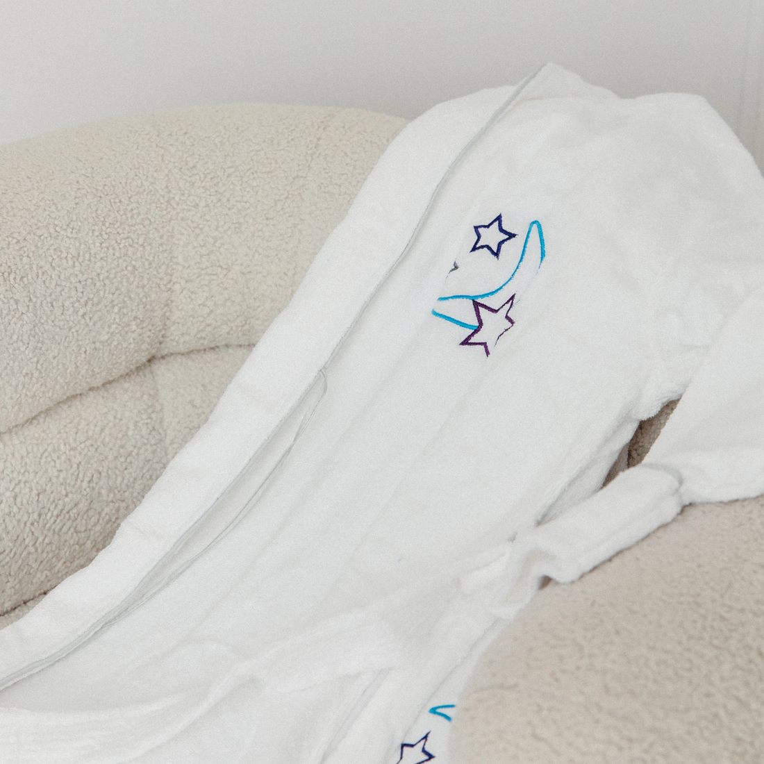 Women’s Stars & Moon Robe